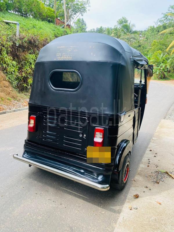 Bajaj Three Wheel 2013 - பயன்படுத்தப்பட்டது முச்சக்கர வண்டி sale in Sri Lanka - patpat.lk