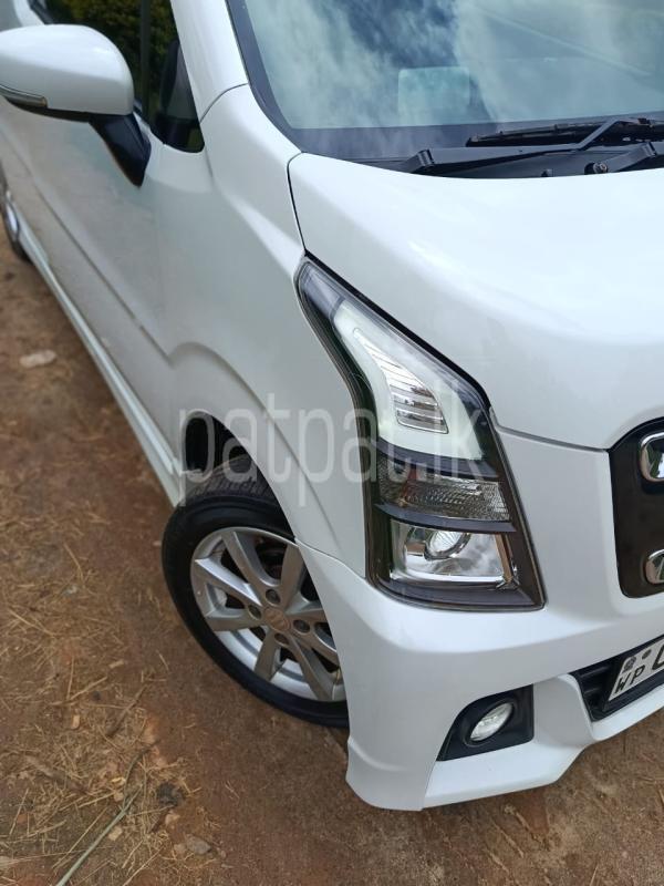 Suzuki Wagon R 2017 - භාවිතා කරන ලද කාර් sale in Sri Lanka - patpat.lk