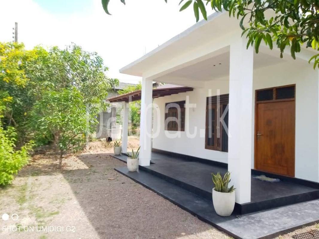 House for Sale in Divulapitiya