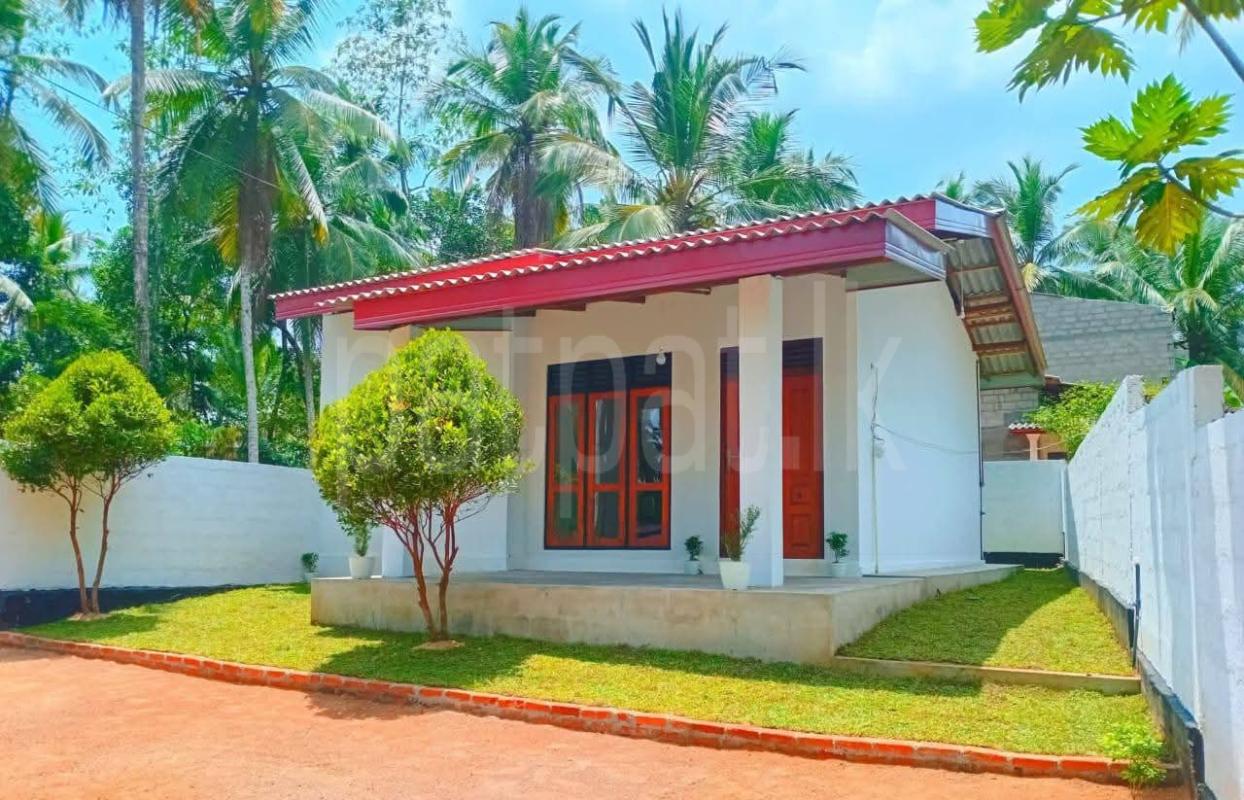 House for Sale in Naranwala