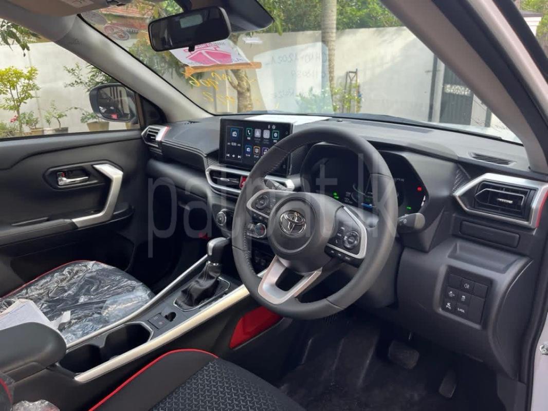 Advertisement image 4