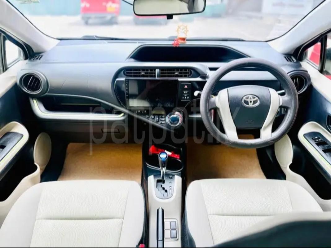 Toyota Aqua 2012 - பயன்படுத்தப்பட்டது கார் sale in Sri Lanka - patpat.lk