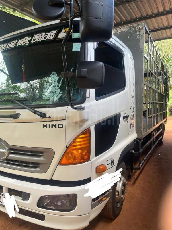 Advertisement image 3