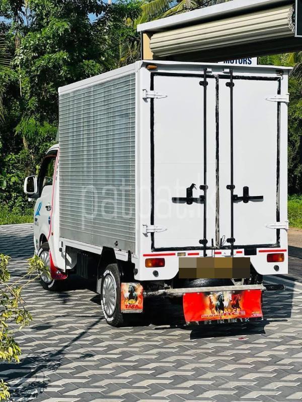 Advertisement image 5