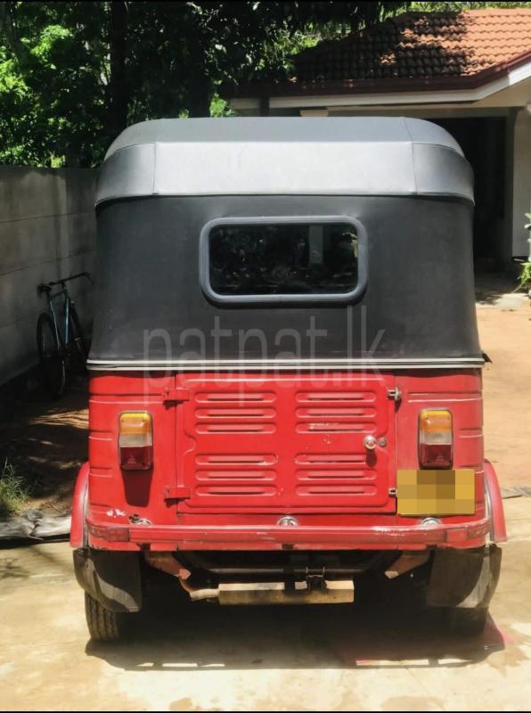 Bajaj 4 stroke 2011 - பயன்படுத்தப்பட்டது முச்சக்கர வண்டி sale in Sri Lanka - patpat.lk