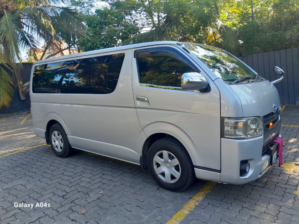 Toyota Hiace 2014 - Used Van sale in Sri Lanka - patpat.lk
