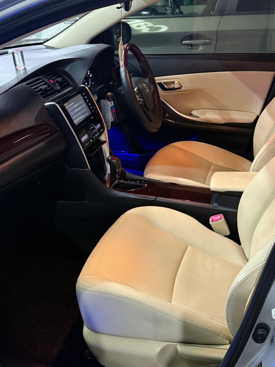 Toyota Premio 2018 - භාවිතා කරන ලද කාර් sale in Sri Lanka - patpat.lk