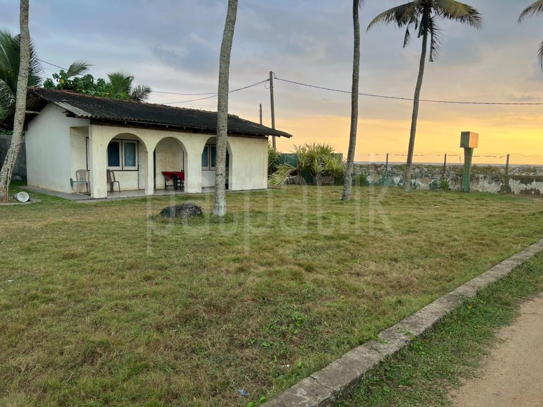 Commercial Land for Sale in Wadduwa