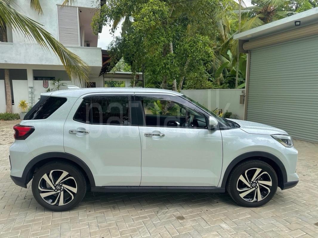 Advertisement image 4