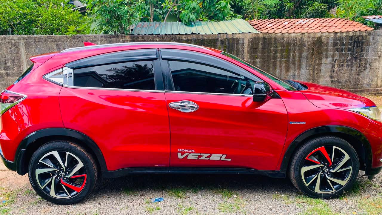 Honda Vezel 2015 - மறுசீரமைக்கப்பட்டது SUV sale in Sri Lanka - patpat.lk