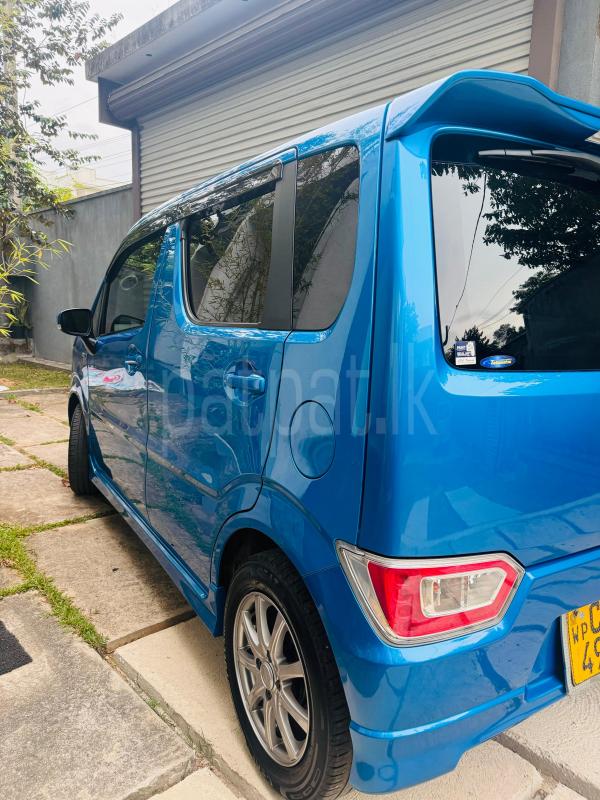 Advertisement image 4