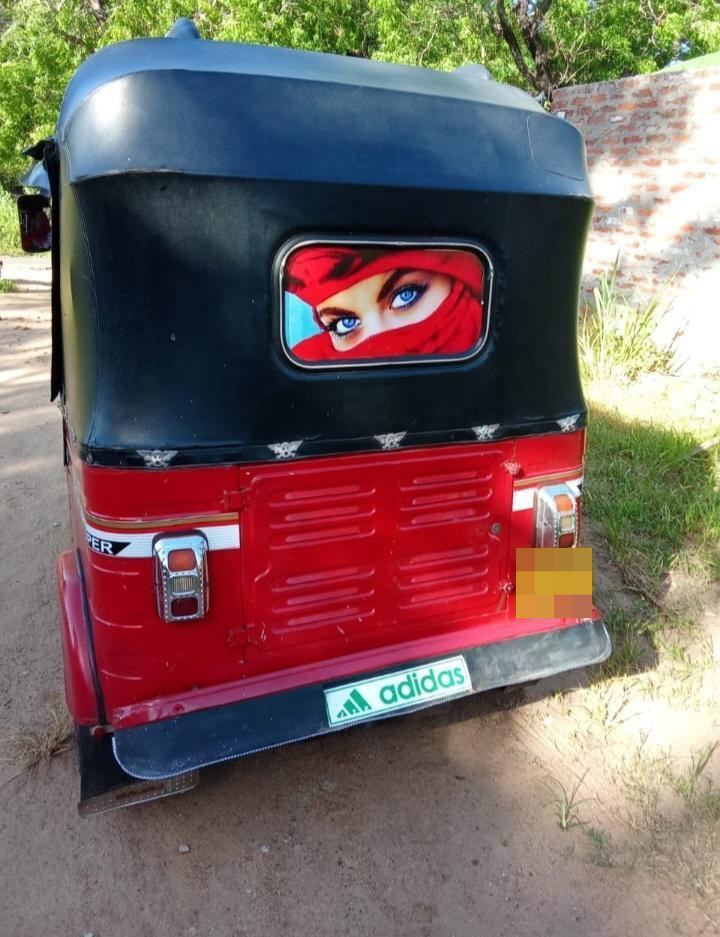 Bajaj 2 stroke 2009 - பயன்படுத்தப்பட்டது முச்சக்கர வண்டி sale in Sri Lanka - patpat.lk