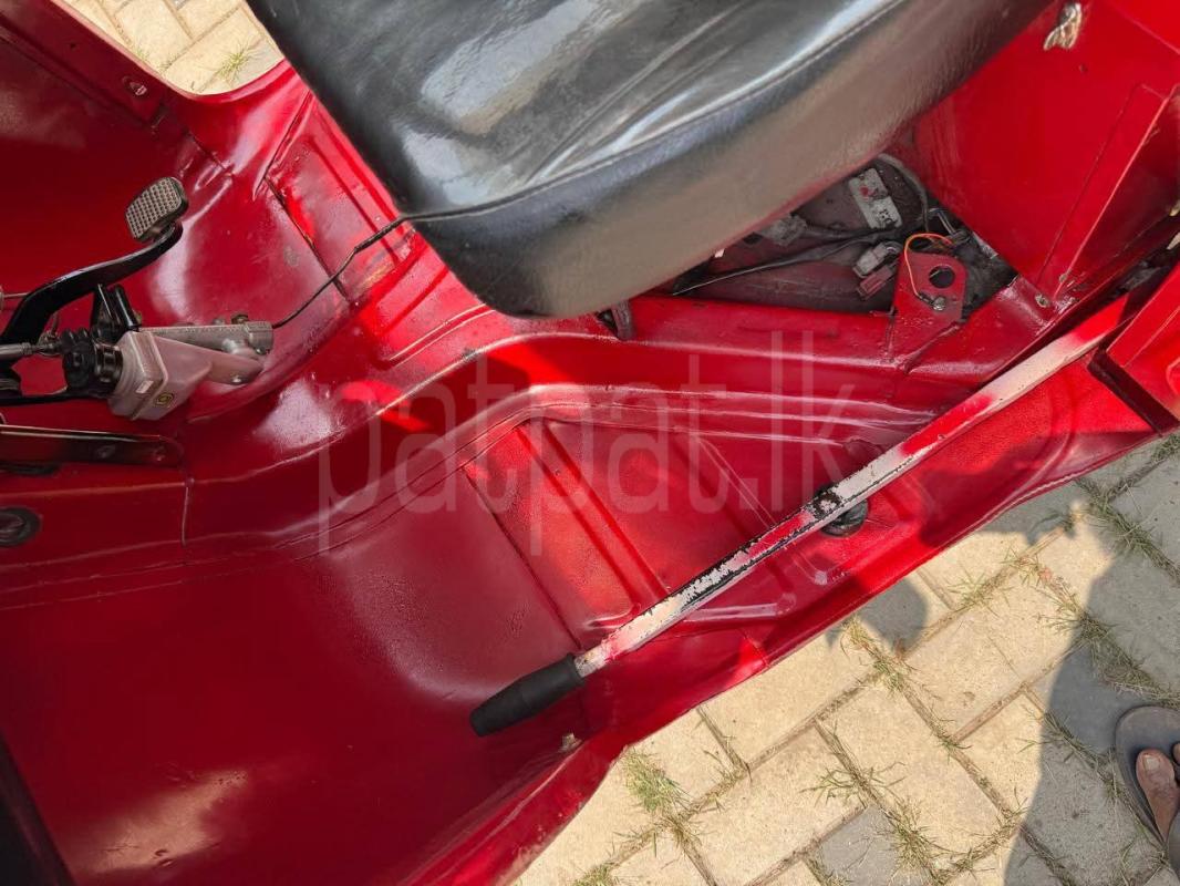 Advertisement image 6