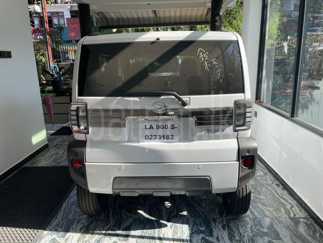 Advertisement image 4