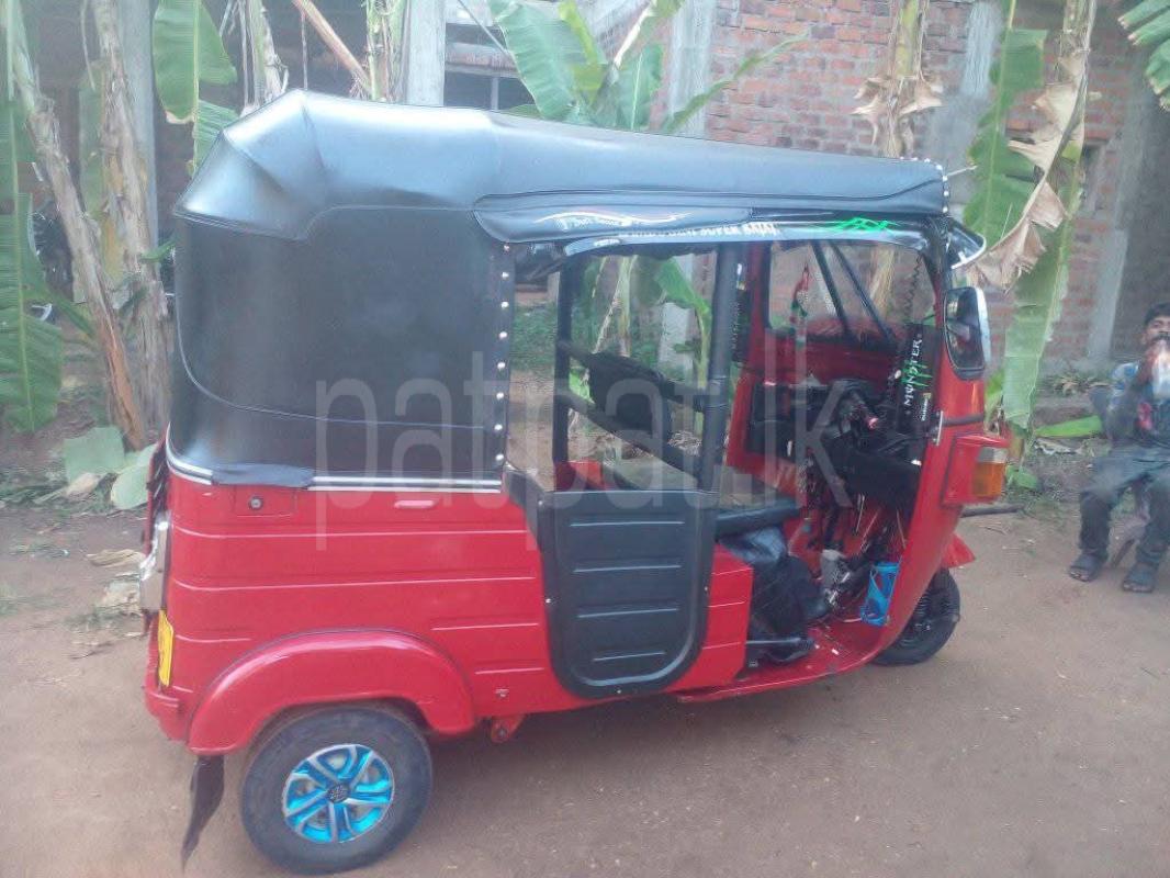Bajaj Three Wheel 2010 - Used Three wheeler sale in Sri Lanka - patpat.lk