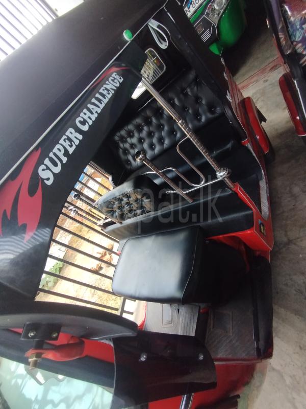 Bajaj Three Wheel 2011 - Used Three wheeler sale in Sri Lanka - patpat.lk
