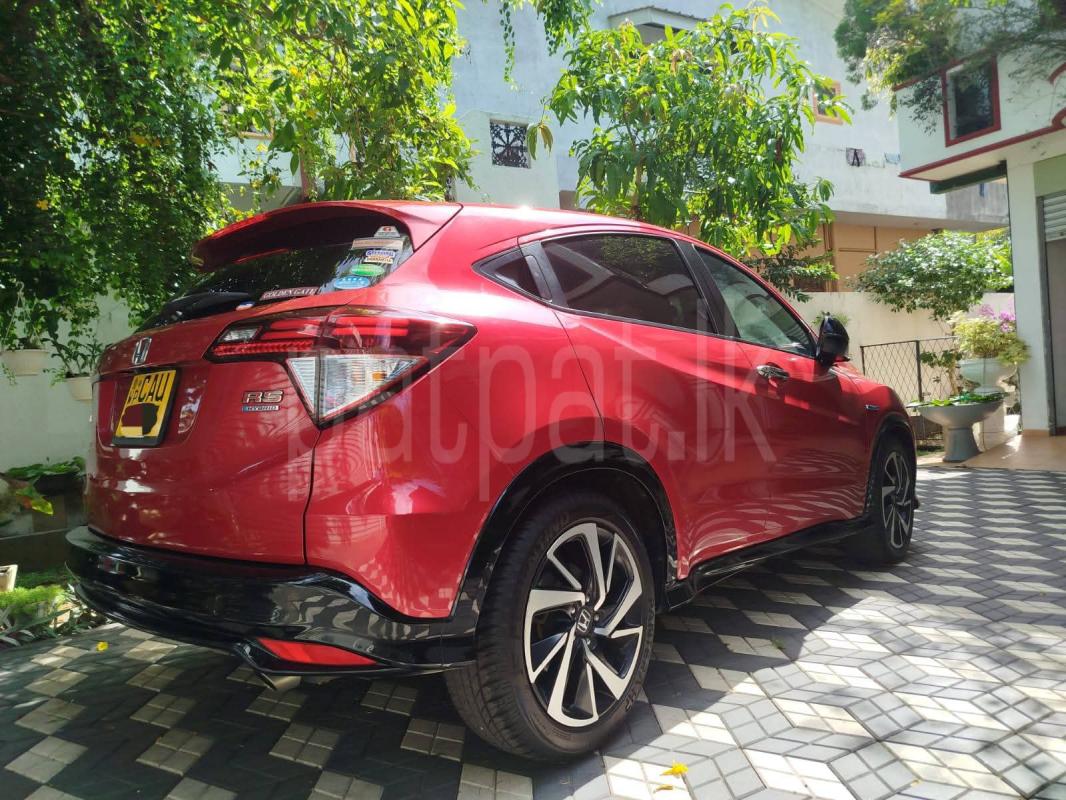 Honda Vezel 2017 - பயன்படுத்தப்பட்டது SUV sale in Sri Lanka - patpat.lk