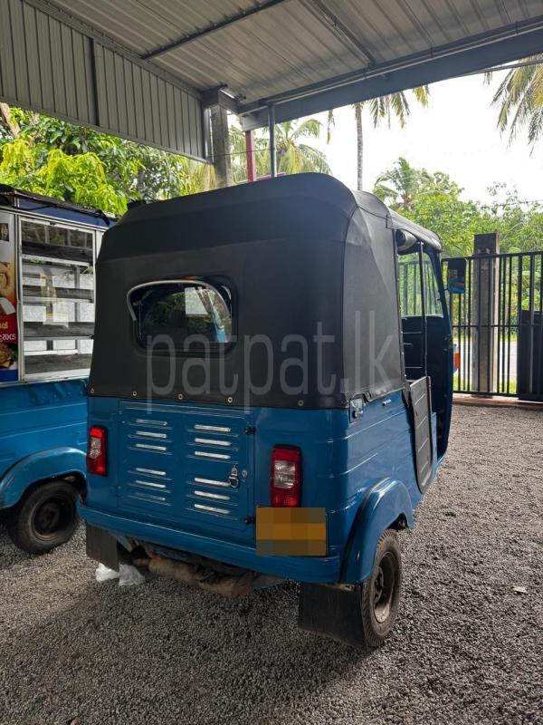 Bajaj 4 stroke 2010 - භාවිතා කරන ලද ත්‍රිරෝද රථය sale in Sri Lanka - patpat.lk