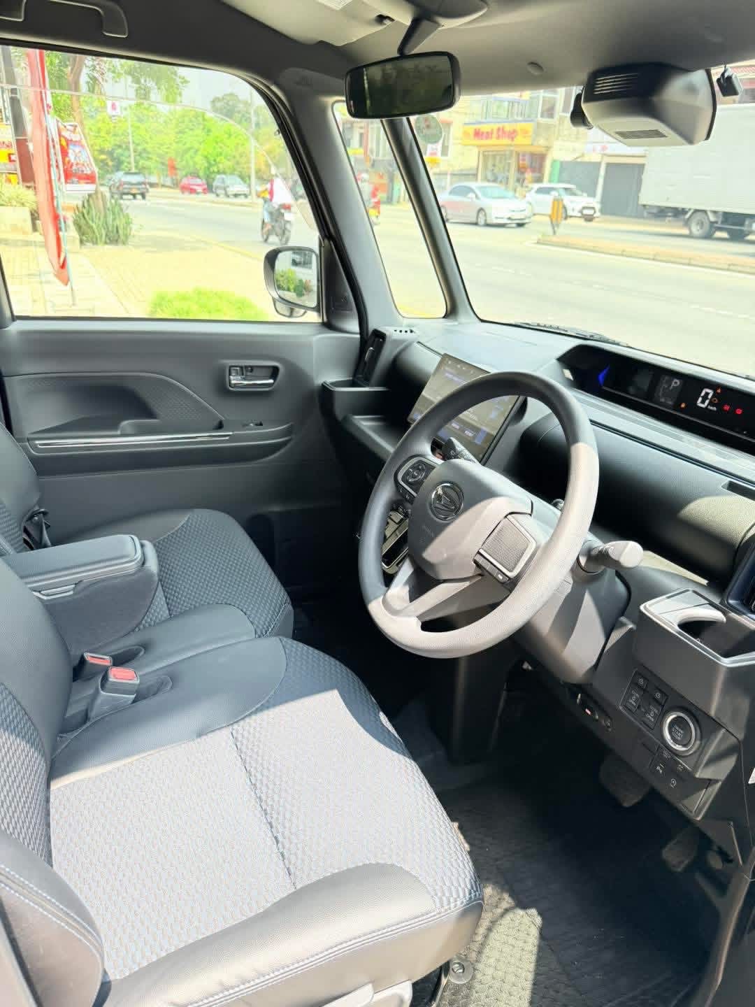 Daihatsu Tanto 2023 - Brand New Car sale in Sri Lanka - patpat.lk