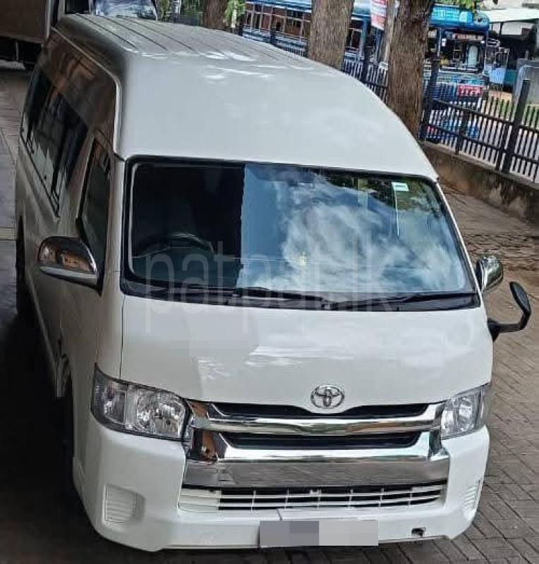 Toyota Hiace 2011 - பயன்படுத்தப்பட்டது வேன் sale in Sri Lanka - patpat.lk