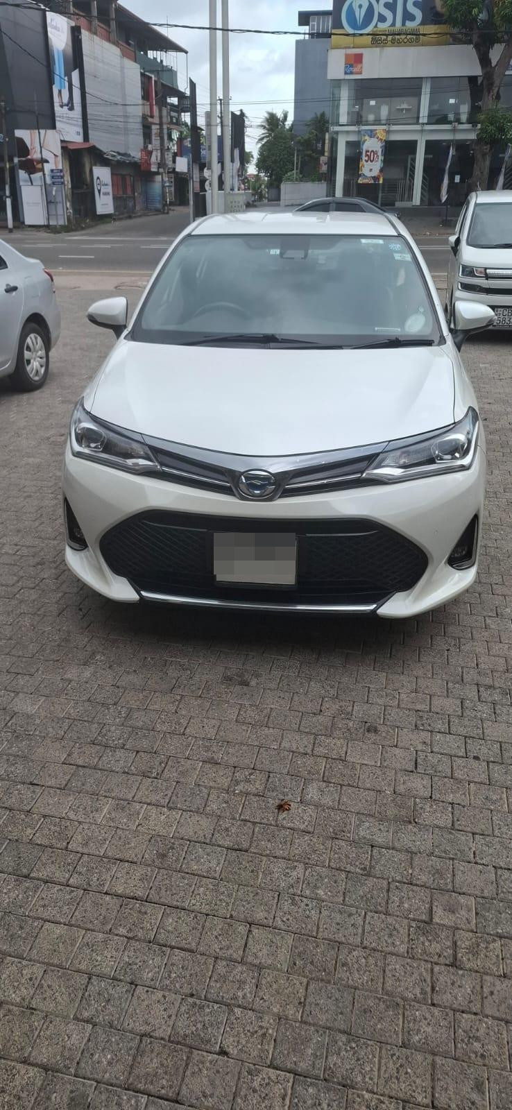 Toyota Axio 2018 - பயன்படுத்தப்பட்டது கார் sale in Sri Lanka - patpat.lk