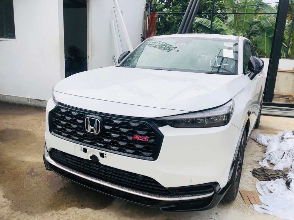 Honda Vezel 2025 - Reconditioned SUV sale in Sri Lanka - patpat.lk