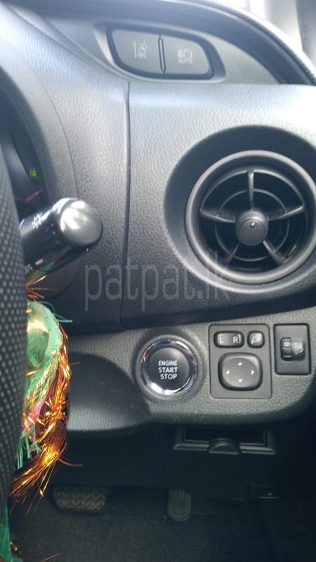 Toyota Vitz 2019 - பயன்படுத்தப்பட்டது கார் sale in Sri Lanka - patpat.lk