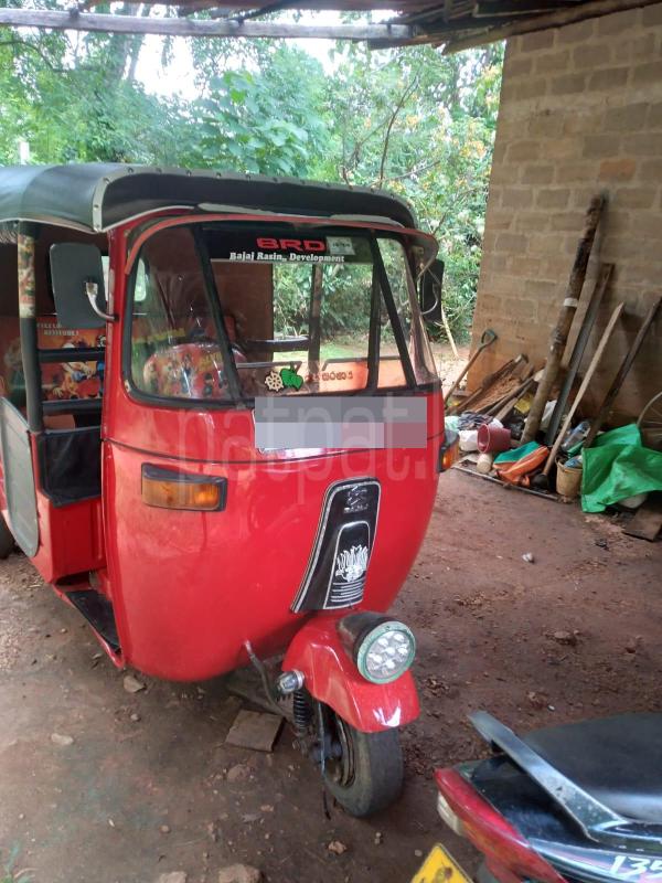 Bajaj 2 stroke 2004 - භාවිතා කරන ලද ත්‍රිරෝද රථය sale in Sri Lanka - patpat.lk