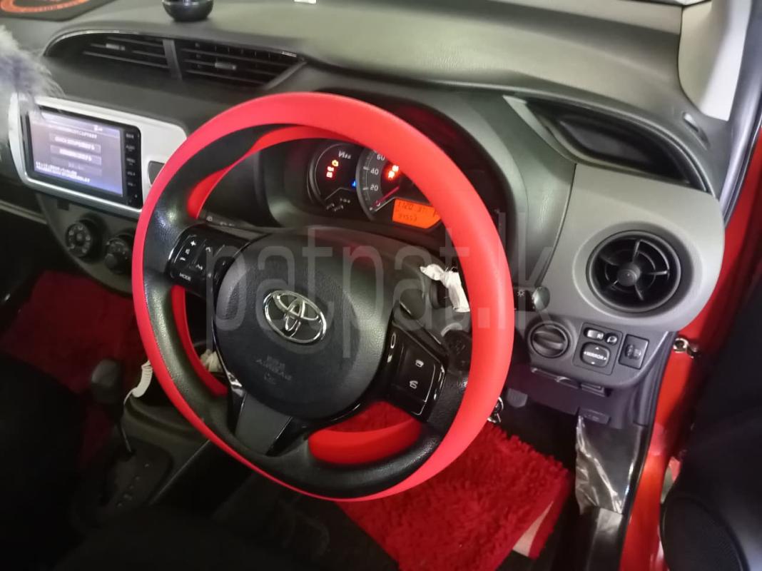 Toyota Vitz 2016 - பயன்படுத்தப்பட்டது கார் sale in Sri Lanka - patpat.lk
