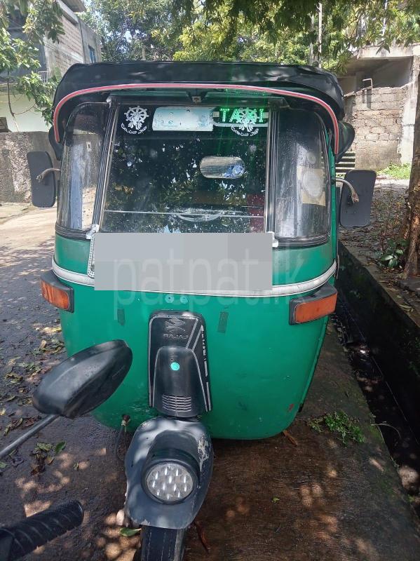 Bajaj Three Wheel 2016 - பயன்படுத்தப்பட்டது முச்சக்கர வண்டி sale in Sri Lanka - patpat.lk