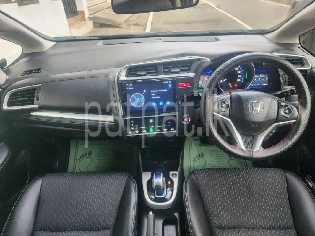 Advertisement image 5