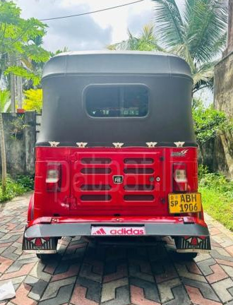 Bajaj Three Wheel 2016 - Used Three wheeler sale in Sri Lanka - patpat.lk