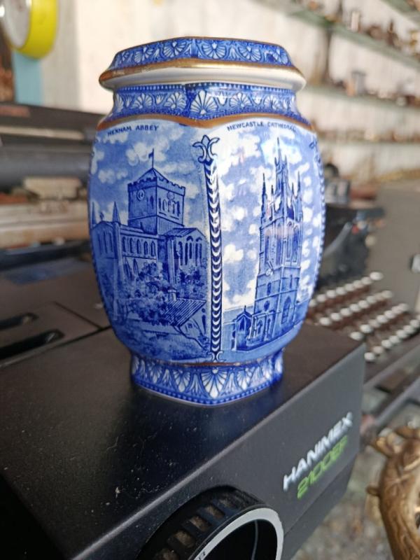 Advertisement image 3