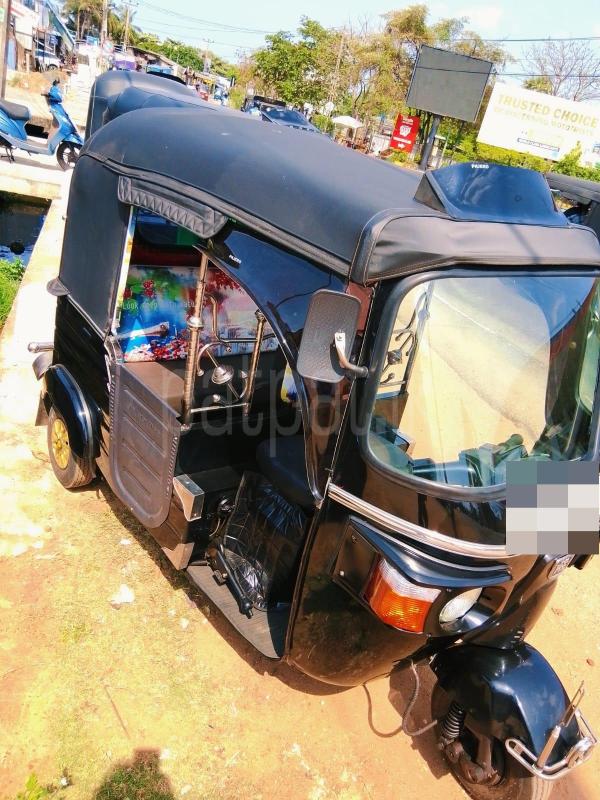 Bajaj Three Wheel 2010 - பயன்படுத்தப்பட்டது முச்சக்கர வண்டி sale in Sri Lanka - patpat.lk