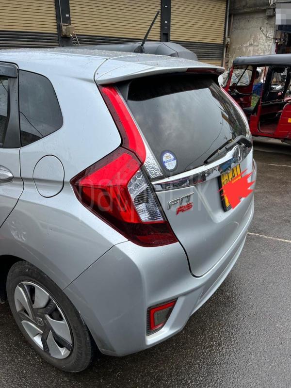 Honda Fit 2014 - பயன்படுத்தப்பட்டது கார் sale in Sri Lanka - patpat.lk