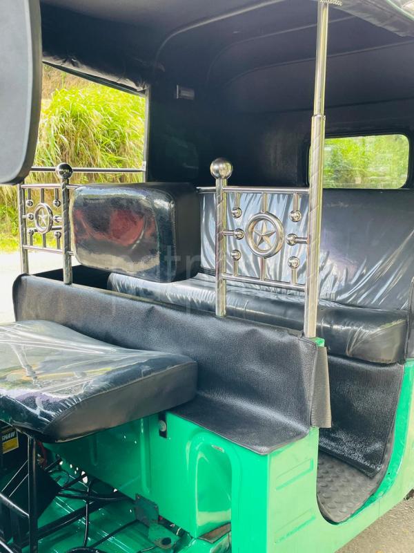 Bajaj Three Wheel 2011 - பயன்படுத்தப்பட்டது முச்சக்கர வண்டி sale in Sri Lanka - patpat.lk