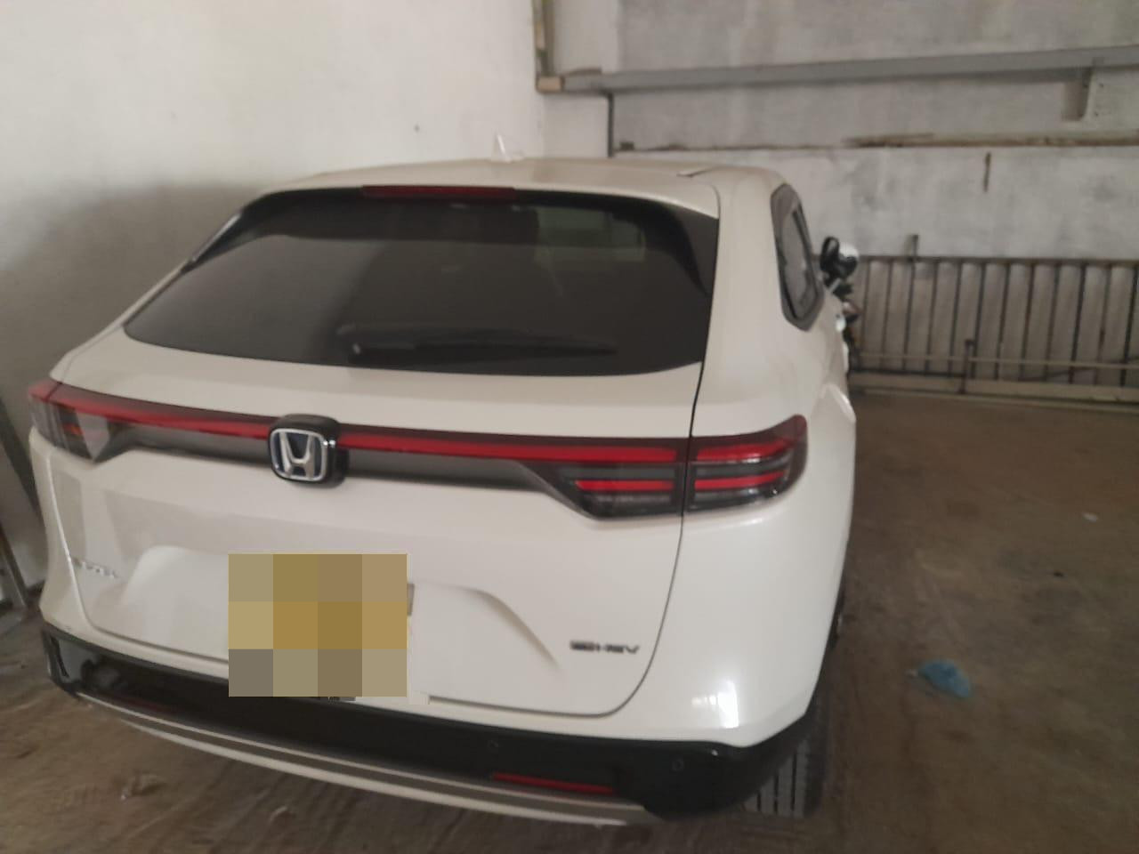 Honda Vezel 2025 - பயன்படுத்தப்பட்டது SUV sale in Sri Lanka - patpat.lk