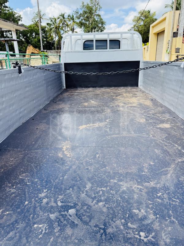 Advertisement image 6