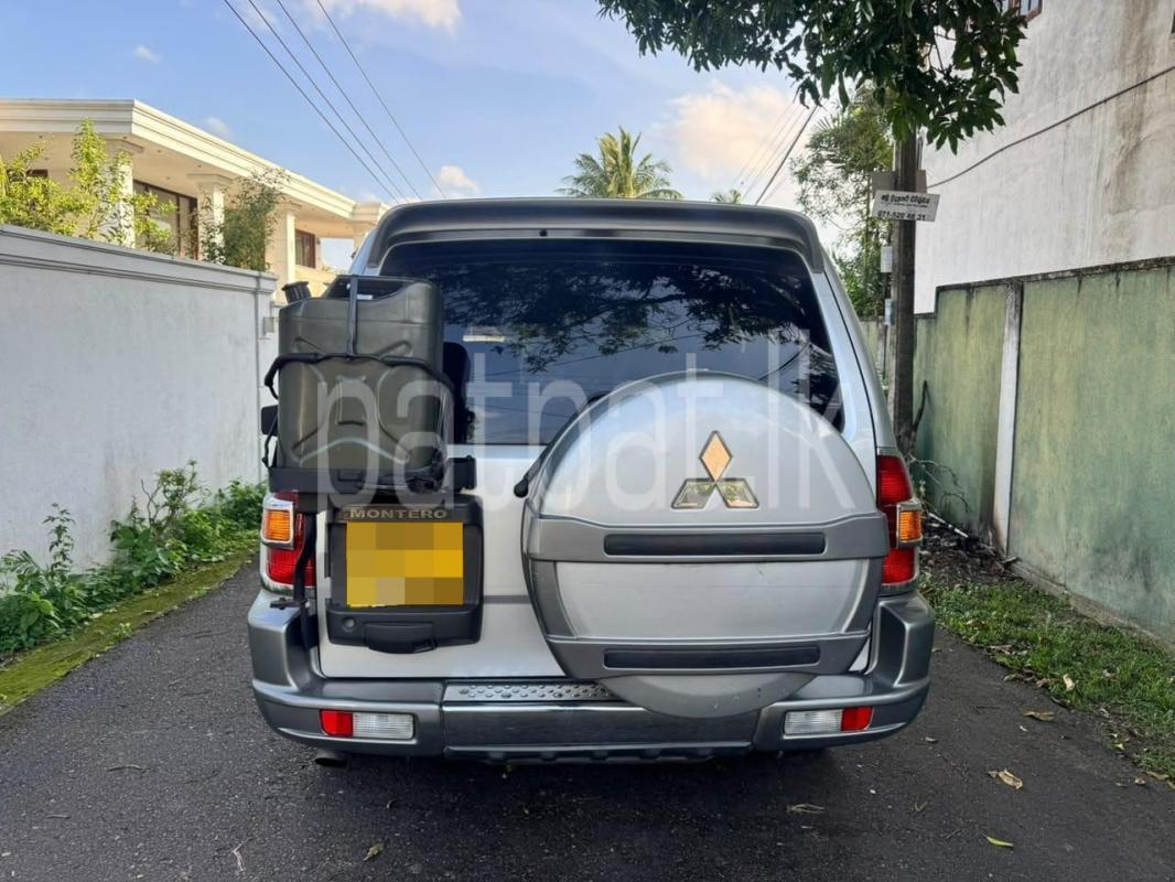 Mitsubishi Montero 2002 - Used SUV sale in Sri Lanka - patpat.lk