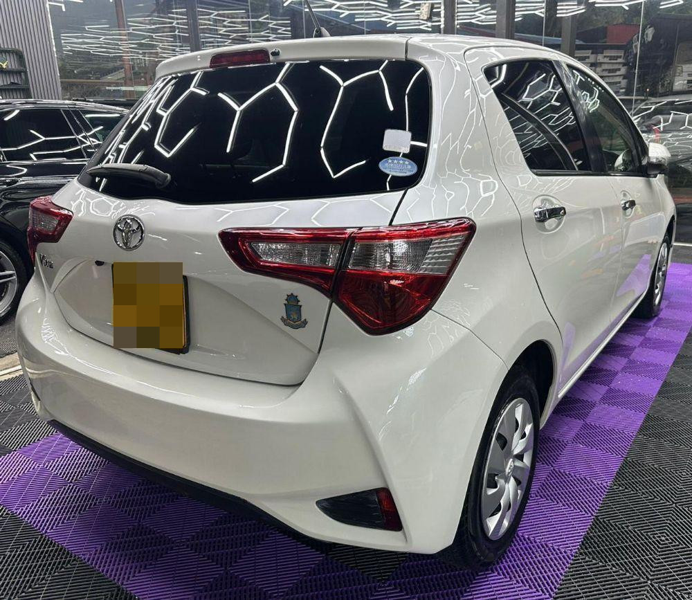 Toyota Vitz 2017 - பயன்படுத்தப்பட்டது கார் sale in Sri Lanka - patpat.lk