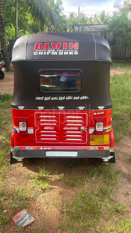 Bajaj Three Wheel 2005 - பயன்படுத்தப்பட்டது முச்சக்கர வண்டி sale in Sri Lanka - patpat.lk