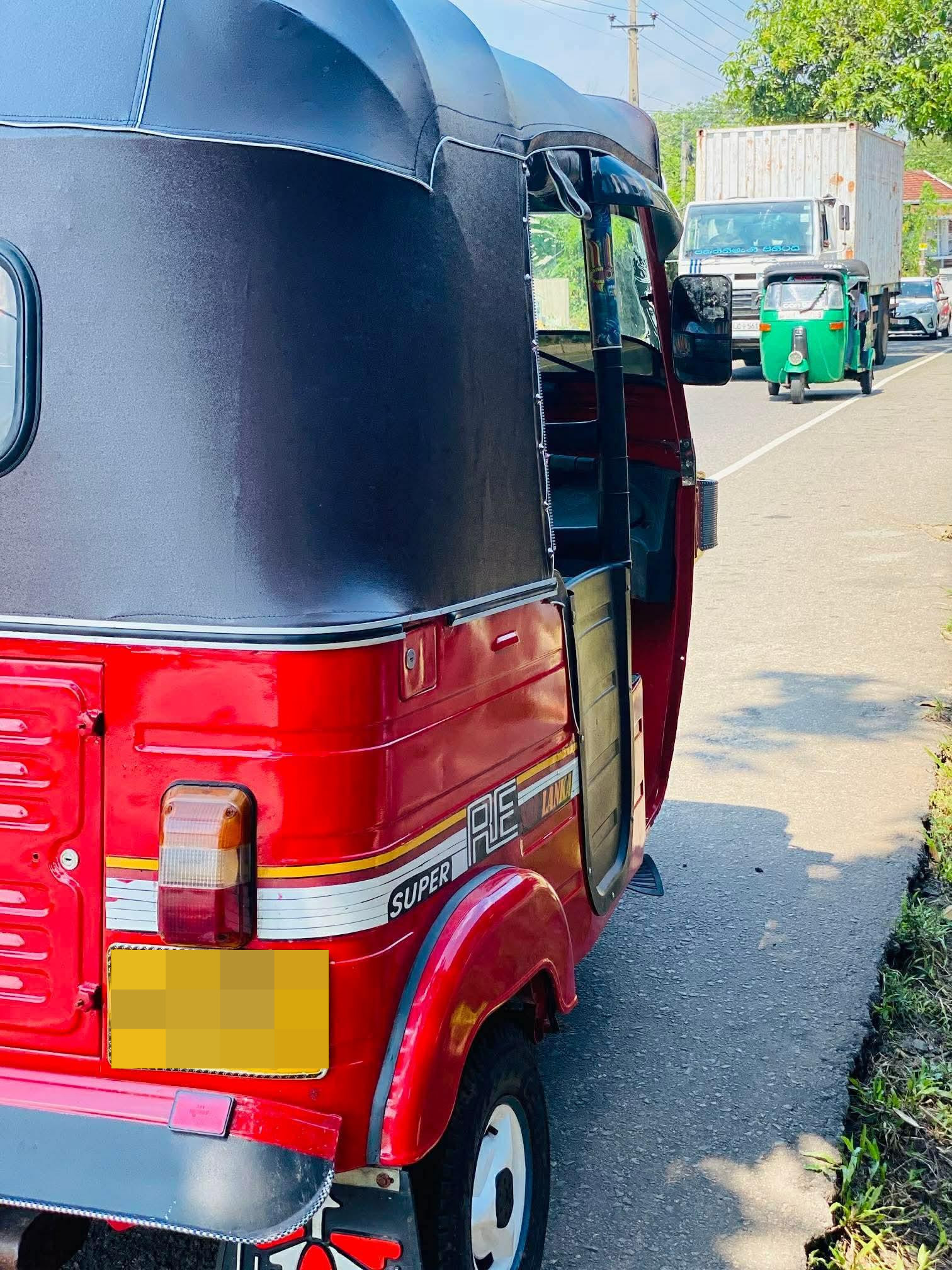 Bajaj Three Wheel 2012 - பயன்படுத்தப்பட்டது முச்சக்கர வண்டி sale in Sri Lanka - patpat.lk