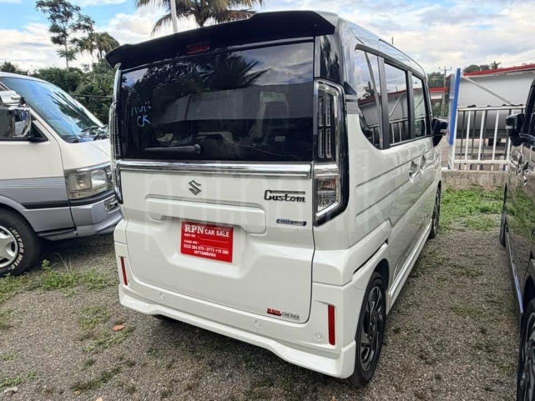 Advertisement image 4