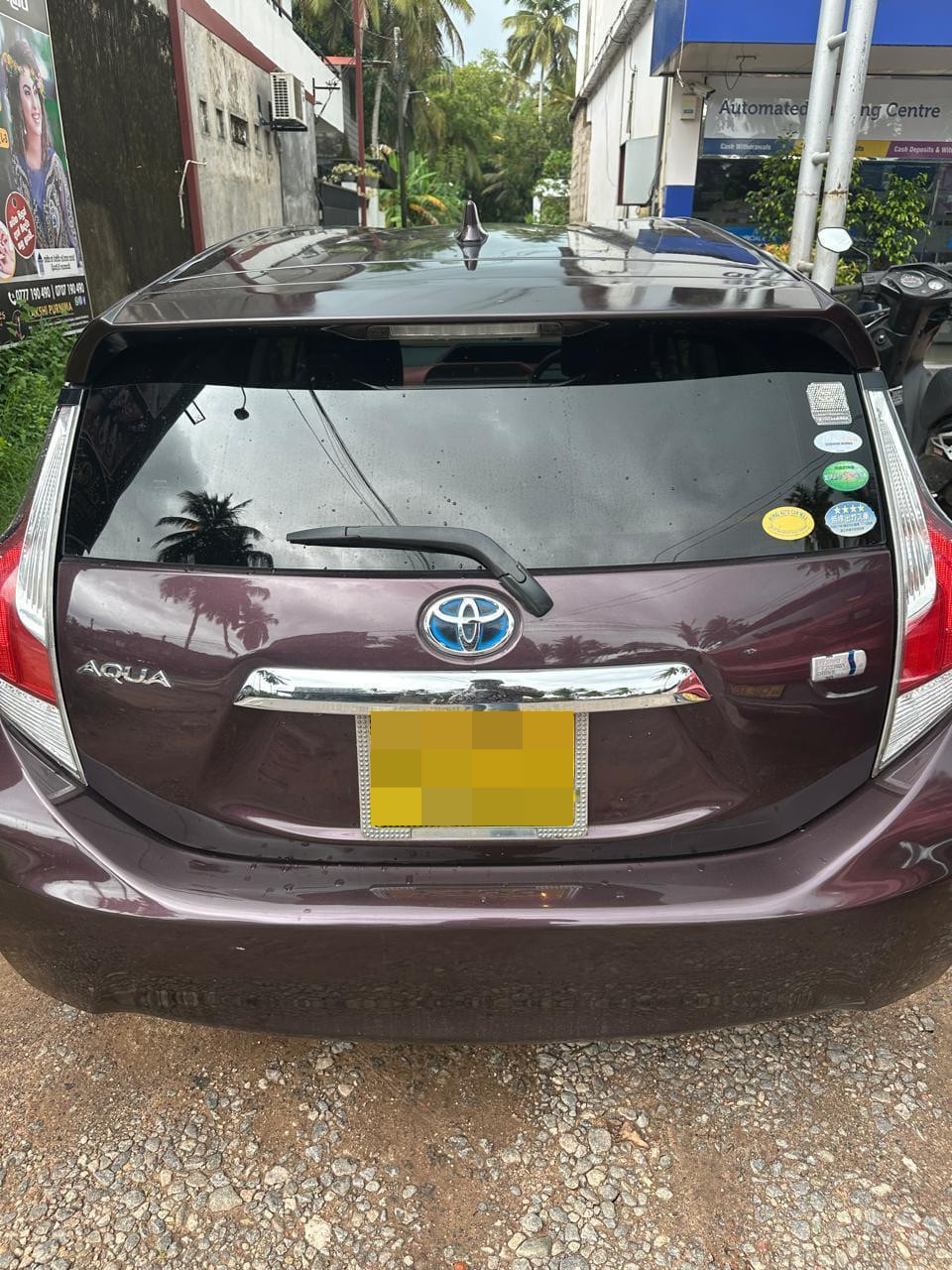 Toyota Aqua 2015 - භාවිතා කරන ලද කාර් sale in Sri Lanka - patpat.lk