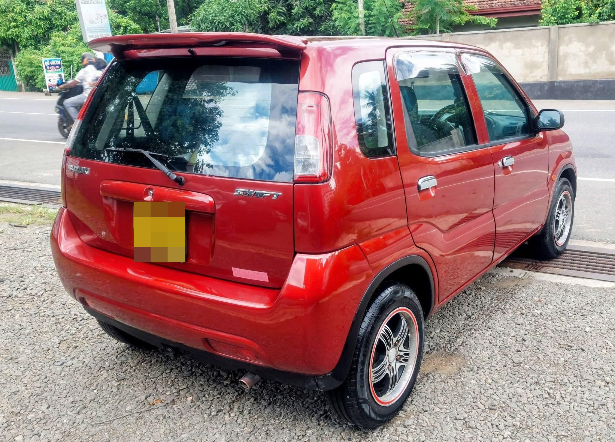 Suzuki Swift 2002 - பயன்படுத்தப்பட்டது கார் sale in Sri Lanka - patpat.lk