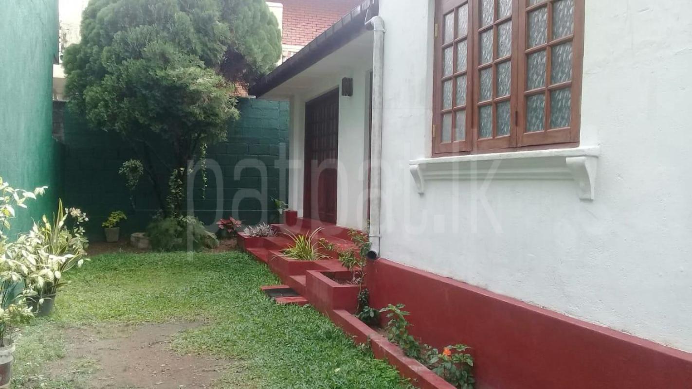 premium-listing-image