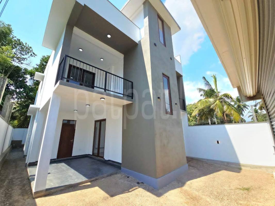 House for Sale in Kotte ads-image-1