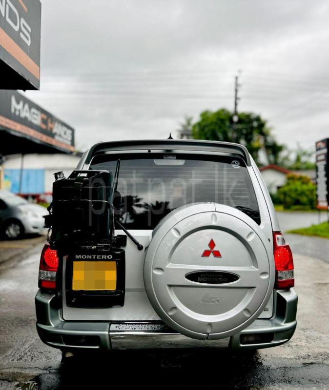 Advertisement image 6