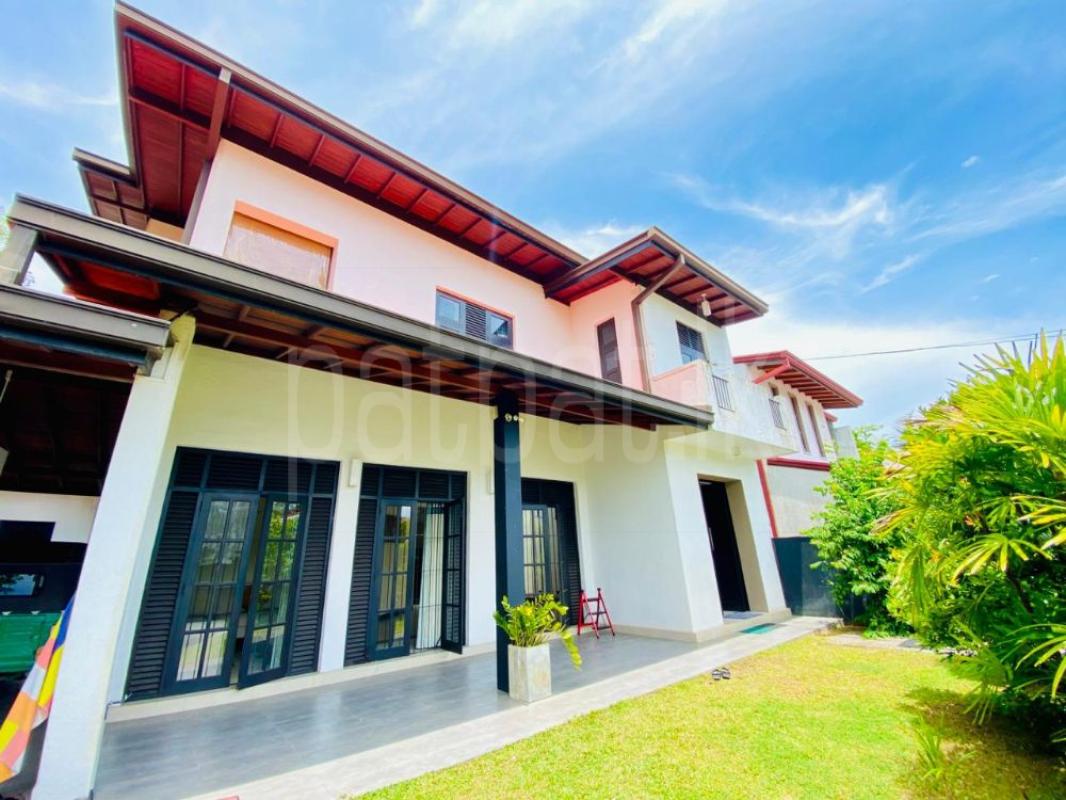 House for Sale in Athurugiriya