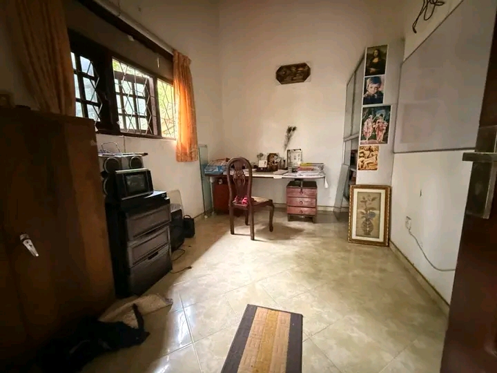 House for Sale in Karapitiya